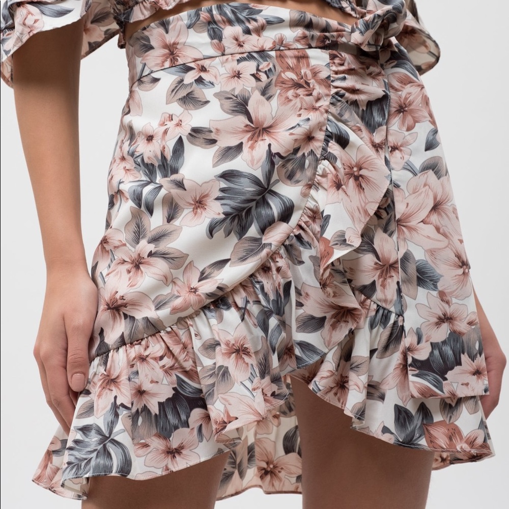J.O.A Ruffle Skirt - Picture 5 of 5